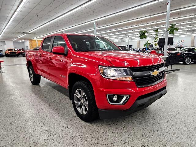 2019 Chevrolet Colorado Z71 photo 2