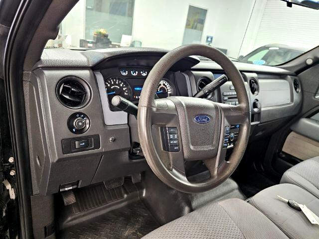 2013 Ford F-150 XL photo 6