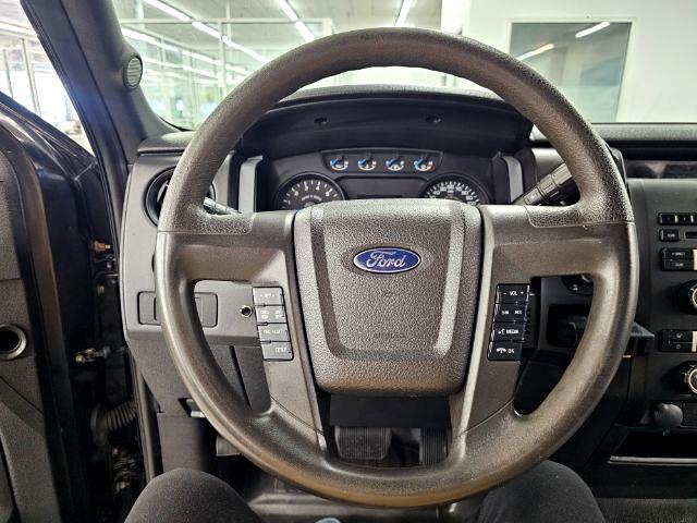 2013 Ford F-150 XL photo 9