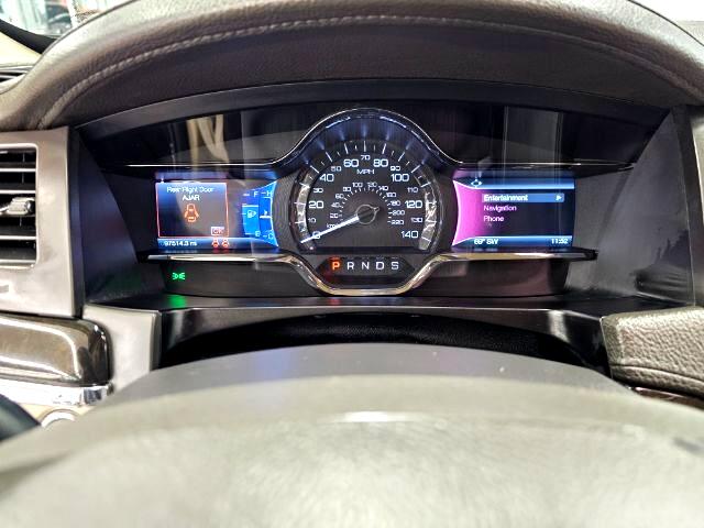 2014 Lincoln MKS photo 12
