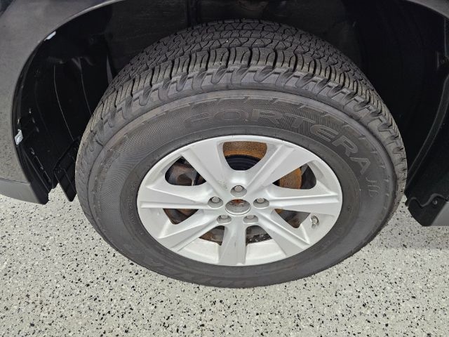 Toyota Highlander FWD 4dr I4 (Natl) 2013