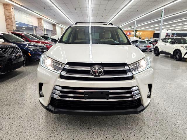 2017 Toyota Highlander Limited photo 2