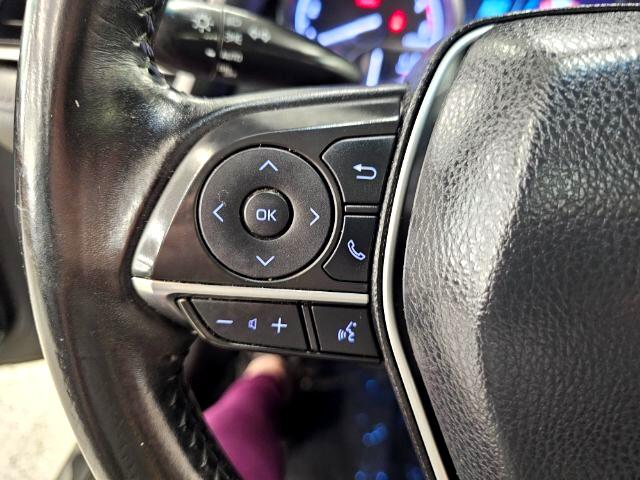 2018 Toyota Camry LE photo 11