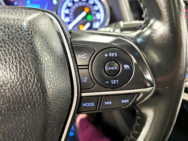 2018 Toyota Camry LE photo 12
