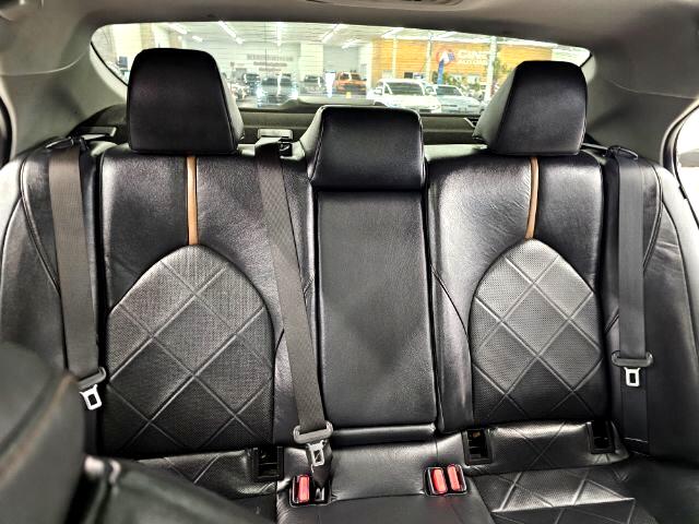 2018 Toyota Camry LE photo 31