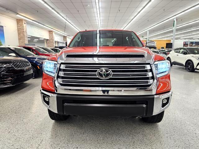 2018 Toyota Tundra SR5 CrewMax photo 2