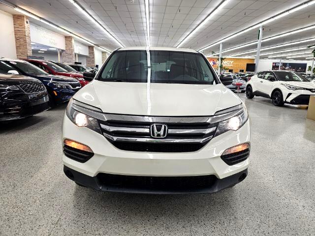2018 Honda Pilot LX photo 2