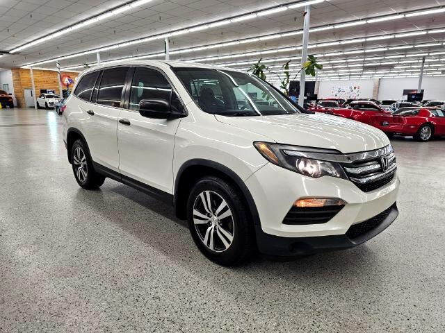 2018 Honda Pilot LX photo 3