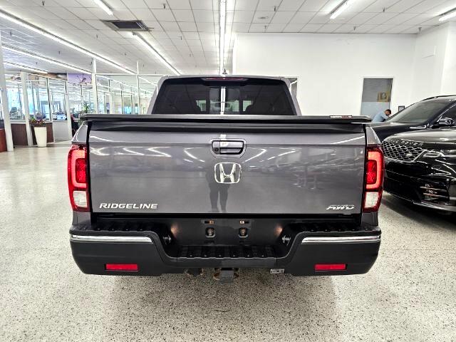2019 Honda Ridgeline RTL-T photo 4
