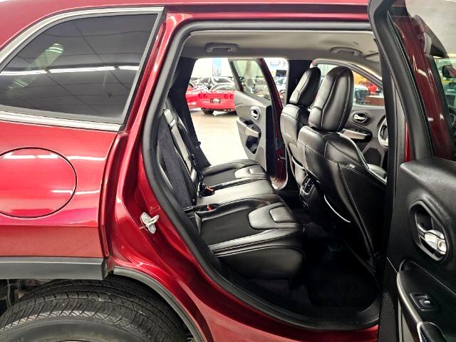 2019 Jeep Cherokee Latitude photo 33