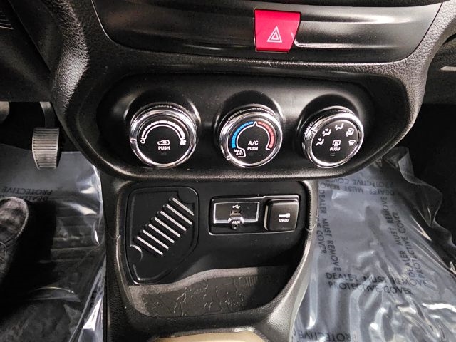 Jeep Renegade FWD 4dr Latitude 2016