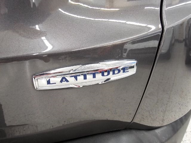 Jeep Renegade FWD 4dr Latitude 2016