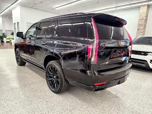 Cadillac Escalade 4WD 4dr Sport 2023