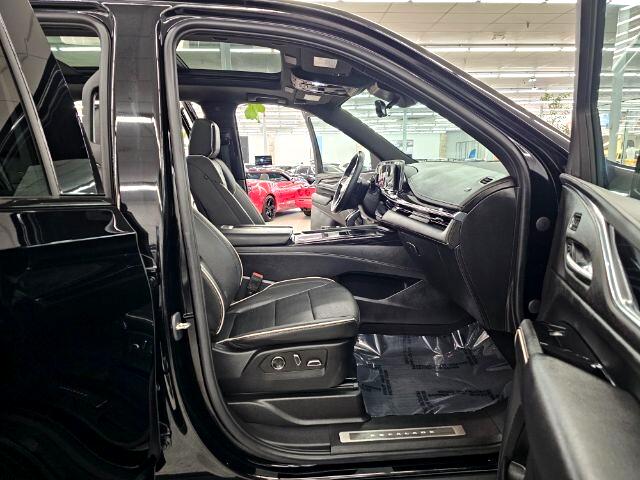 Cadillac Escalade 4WD 4dr Sport 2023