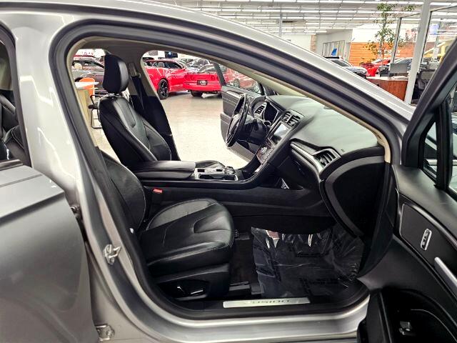 2020 Ford Fusion Titanium photo 28