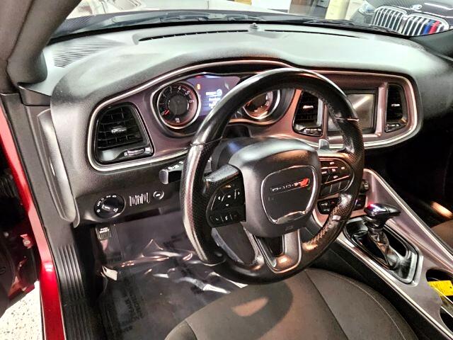 2022 Dodge Challenger GT AWD photo 5