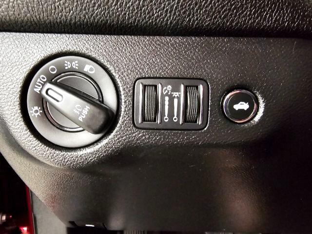 2022 Dodge Challenger GT AWD photo 12