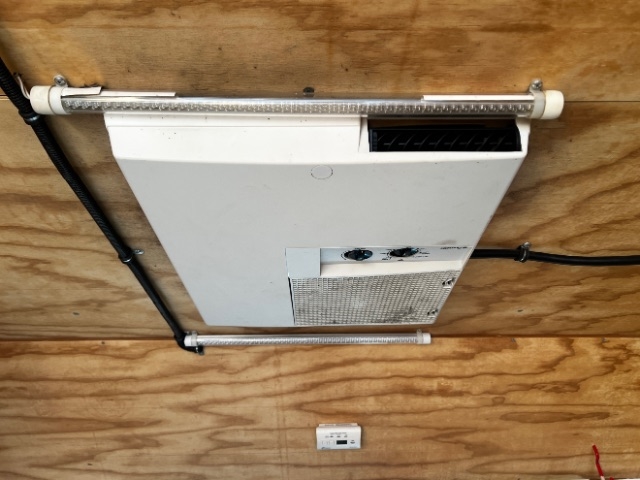 Ford Econoline Commercial Cutaway E-350 Super Duty 158" SRW 2011 Ford Econoline Commercial Cutaway E-350 Super Duty 158" SRW 2011