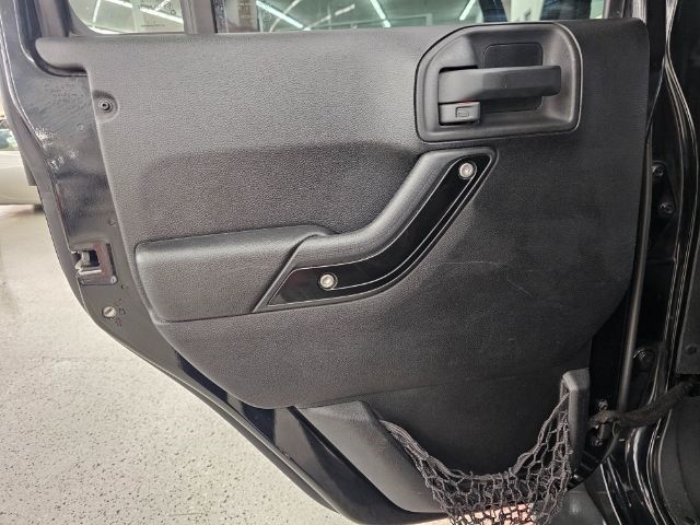 2012 Jeep Wrangler Unlimited Sahara Altitude photo 16
