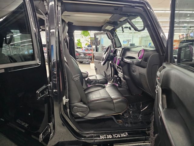 2012 Jeep Wrangler Unlimited Sahara Altitude photo 20