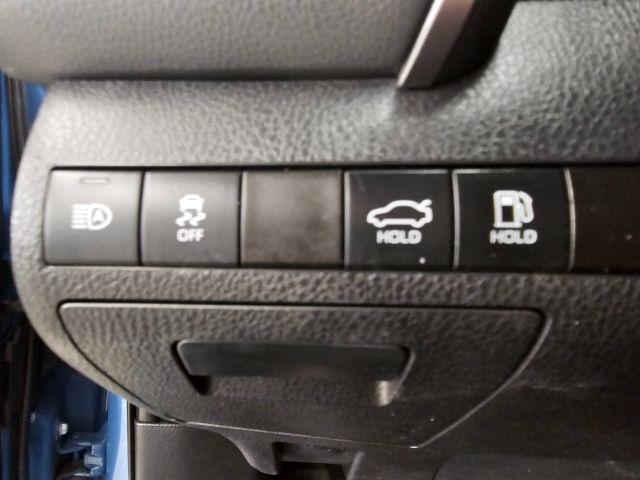 2022 Toyota Camry TRD V6 photo 14