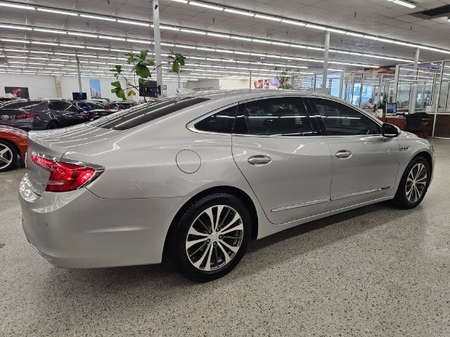 2017 Buick LaCrosse Essence photo 4