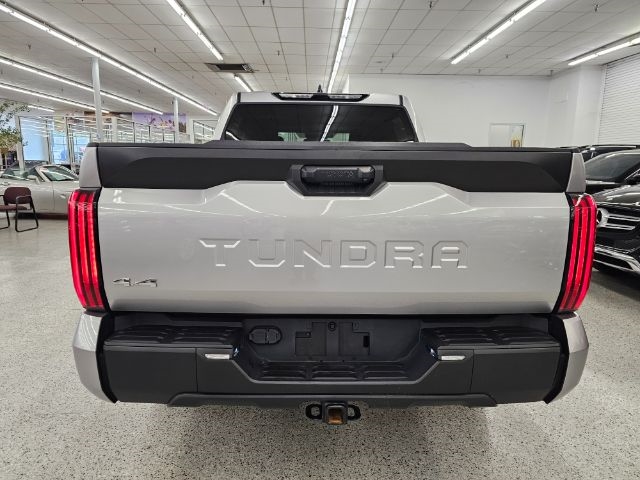 2023 Toyota Tundra SR5 CrewMax photo 5