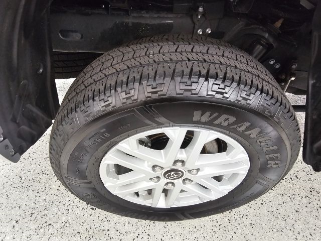 2023 Toyota Tundra SR5 CrewMax photo 43