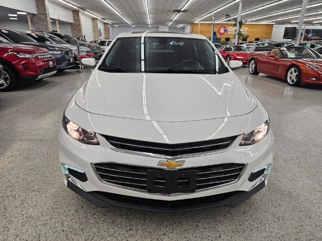2018 Chevrolet Malibu 1LT photo 2