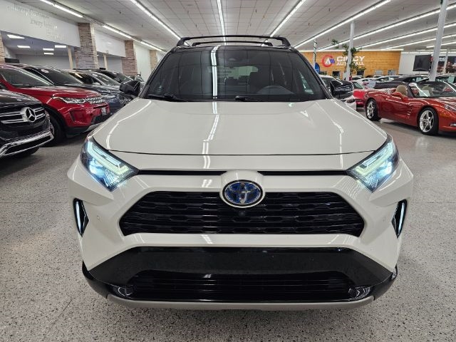 2022 Toyota RAV4 Hybrid XSE photo 2