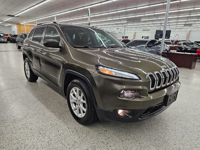 2014 Jeep Cherokee Latitude photo 3