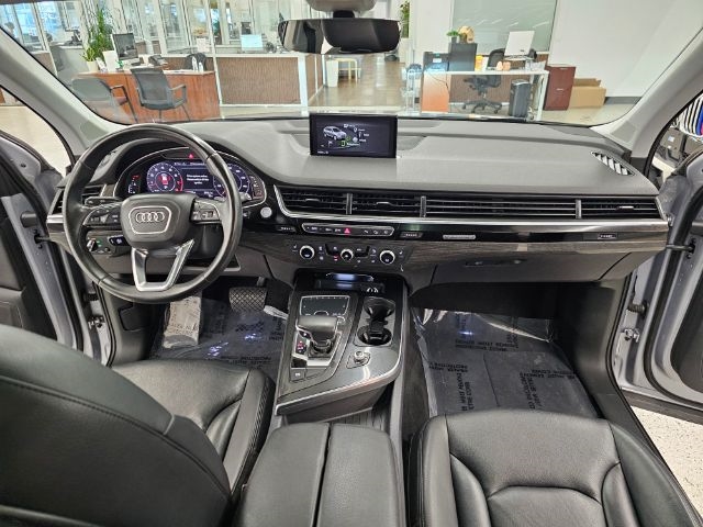 2018 Audi Q7 3.0 Premium Plus photo 9