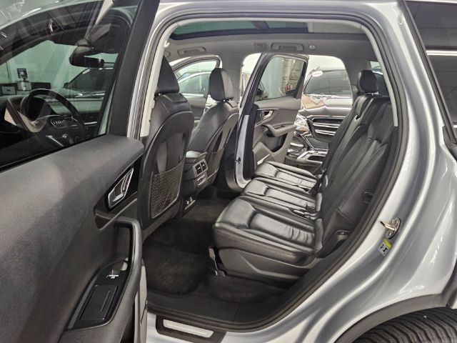 2018 Audi Q7 3.0 Premium Plus photo 26