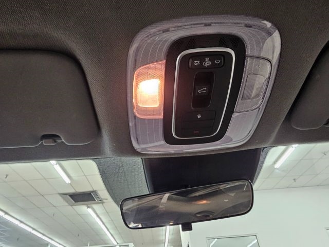 2022 Hyundai Elantra SEL photo 20
