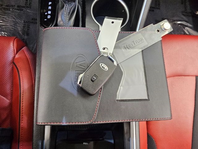 2021 Kia K5 GT-Line photo 21