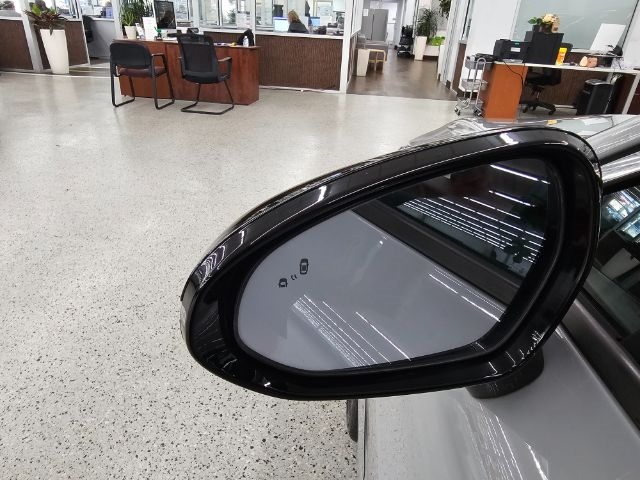 2021 Kia K5 GT-Line photo 32