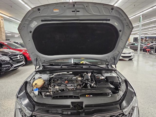 2021 Kia K5 GT-Line photo 34