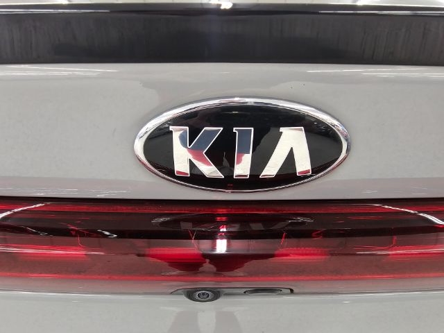 2021 Kia K5 GT-Line photo 38