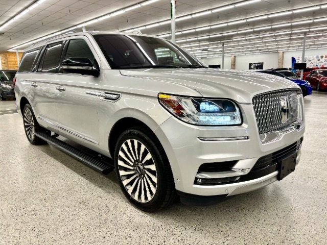 2018 Lincoln Navigator L Reserve photo 3