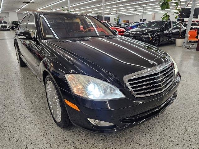 Mercedes-Benz S-Class 4dr Sdn 5.5L V12 RWD 2007