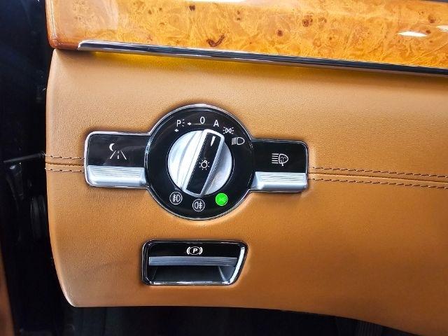 Mercedes-Benz S-Class 4dr Sdn 5.5L V12 RWD 2007