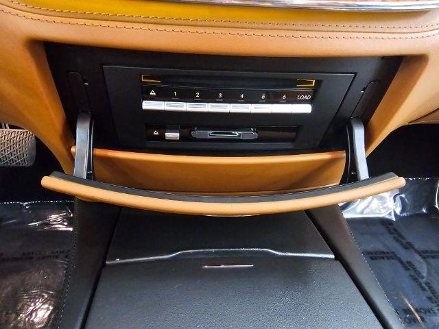 Mercedes-Benz S-Class 4dr Sdn 5.5L V12 RWD 2007