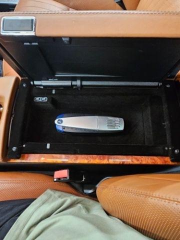 Mercedes-Benz S-Class 4dr Sdn 5.5L V12 RWD 2007