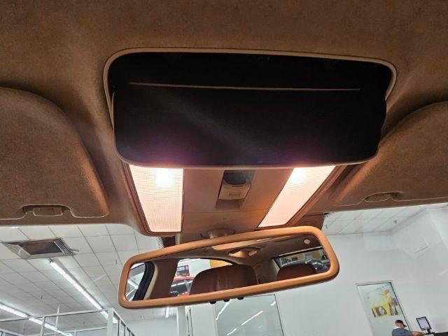 Mercedes-Benz S-Class 4dr Sdn 5.5L V12 RWD 2007