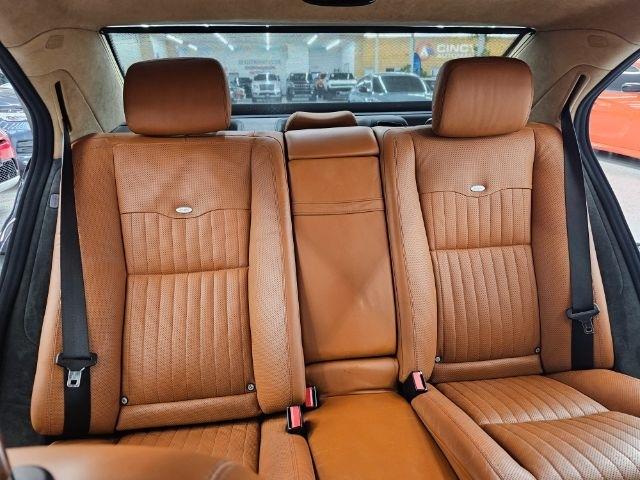 Mercedes-Benz S-Class 4dr Sdn 5.5L V12 RWD 2007