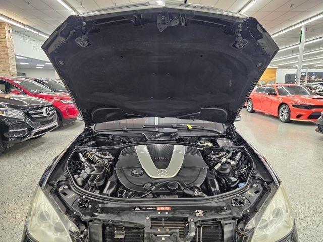 Mercedes-Benz S-Class 4dr Sdn 5.5L V12 RWD 2007