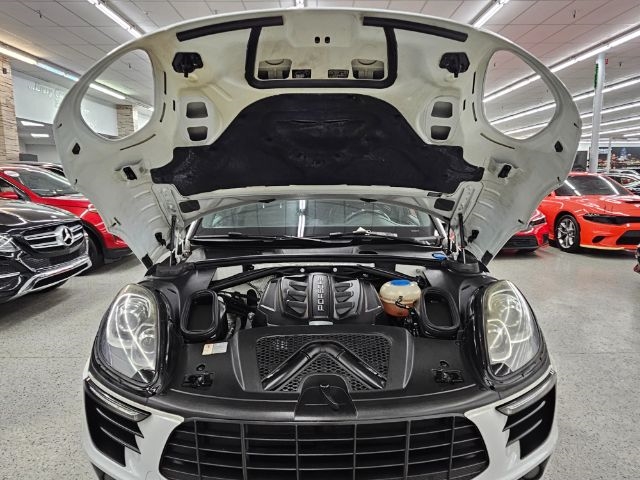 Porsche Macan AWD 4dr S 2016 Porsche Macan AWD 4dr S 2016