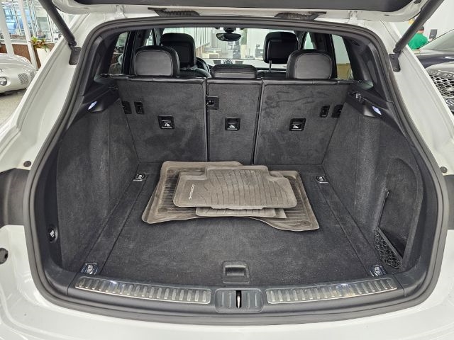 Porsche Macan AWD 4dr S 2016 Porsche Macan AWD 4dr S 2016