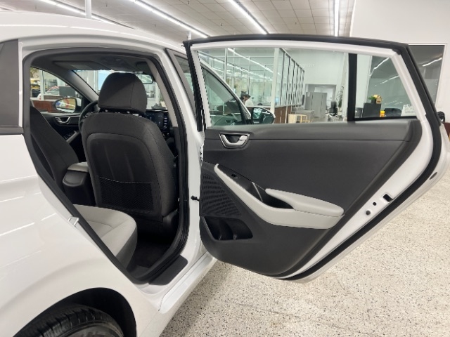 Hyundai Ioniq Hybrid Blue Hatchback 2022 Hyundai Ioniq Hybrid Blue Hatchback 2022