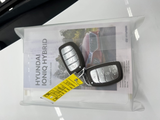 Hyundai Ioniq Hybrid Blue Hatchback 2022 Hyundai Ioniq Hybrid Blue Hatchback 2022